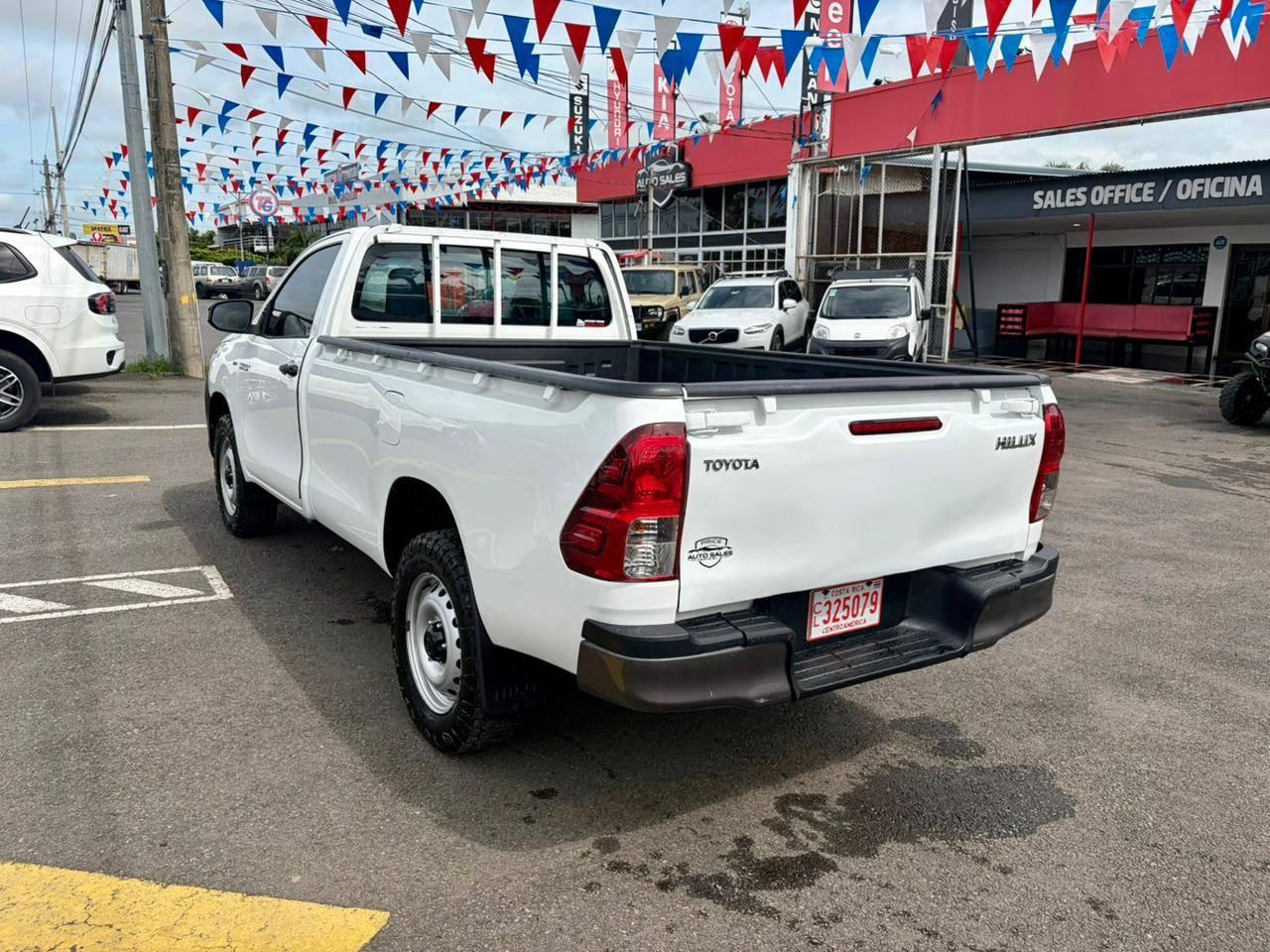 2021 Toyota Hilux - foto 3